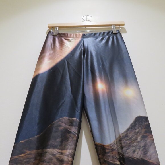 BLACKMILK Mountains Of Mars 2.0 Leggings Alt Punk Goth Stretch Shine - Size M - Picture 9 of 15